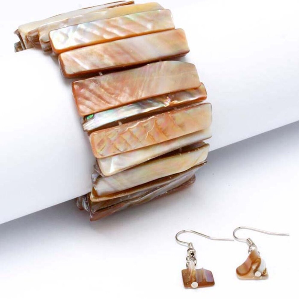 Mother of Pearl Sea Shell Stretch Sand Beach Bracelet Earrings Set